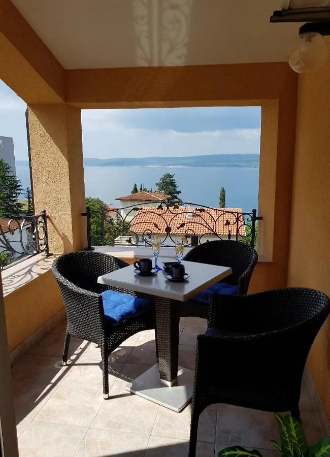 Apartment Residence Gordana Selce Croatia